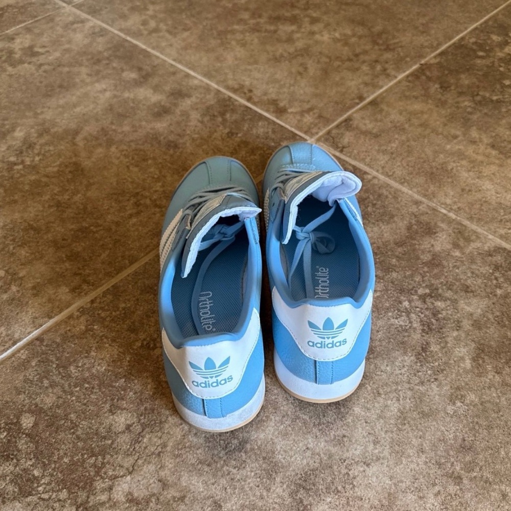 Adidas Men’s Light Blue Sneakers with White Stripes - Picture 3 of 6